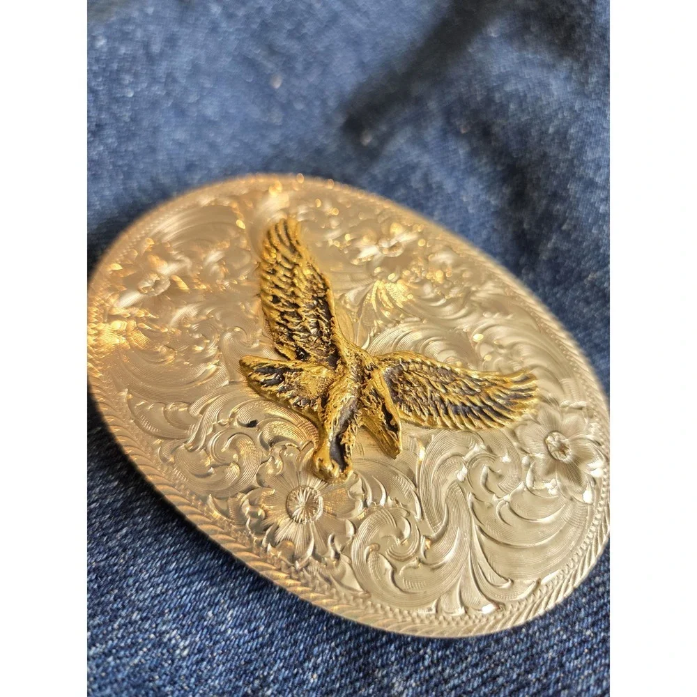 Montana Silversmiths Two-Tone Eagle Oval Belt Buckle - Silver & Antique Gold